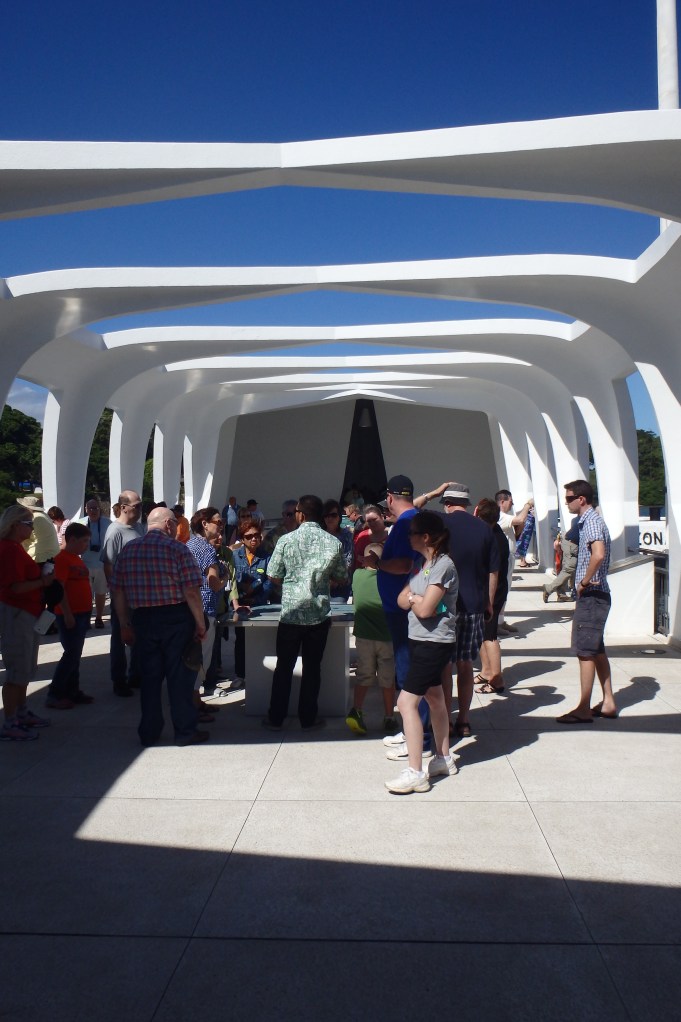 à l'intérieur du mémorial