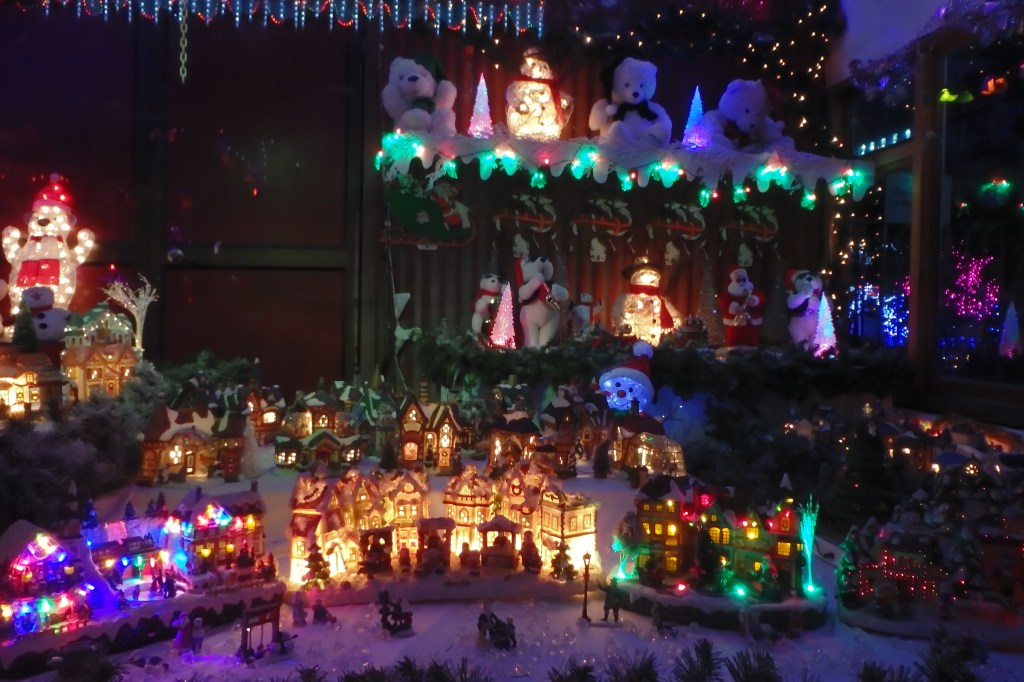 Village de Noël avec son p'tit train