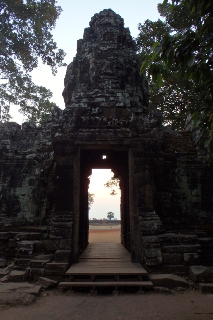 Kâla, the door guardian who ate his own body.