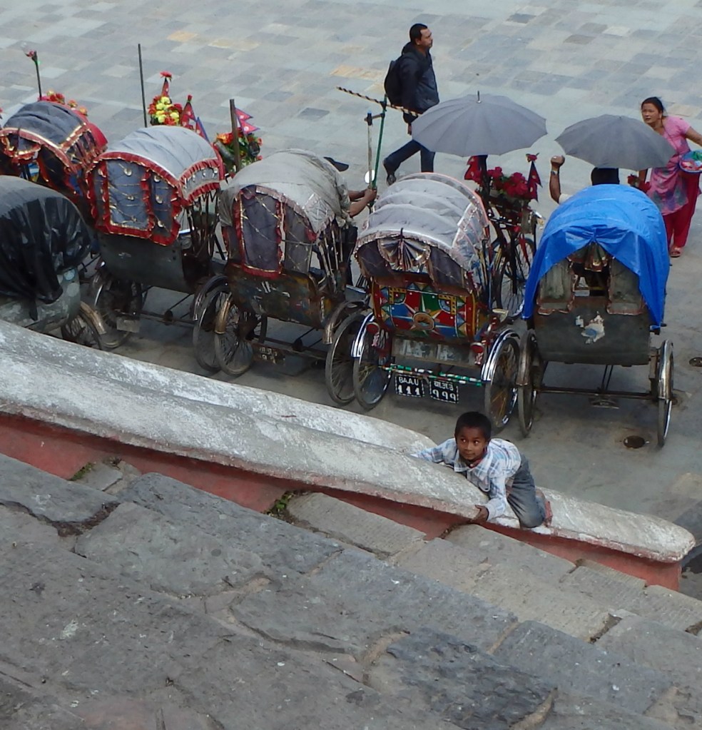 Glissade au pied des temples